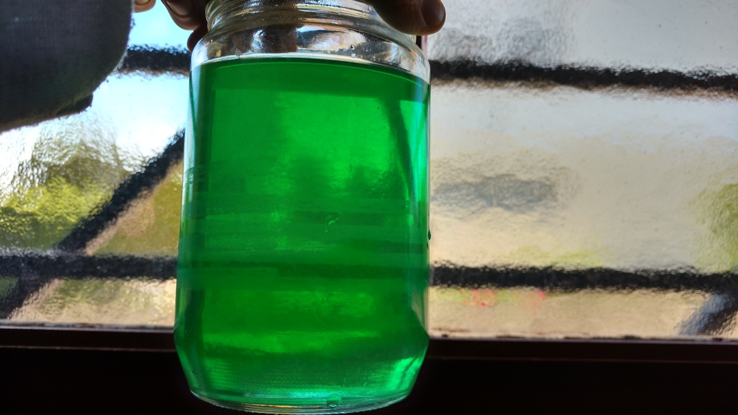 liquide_vase